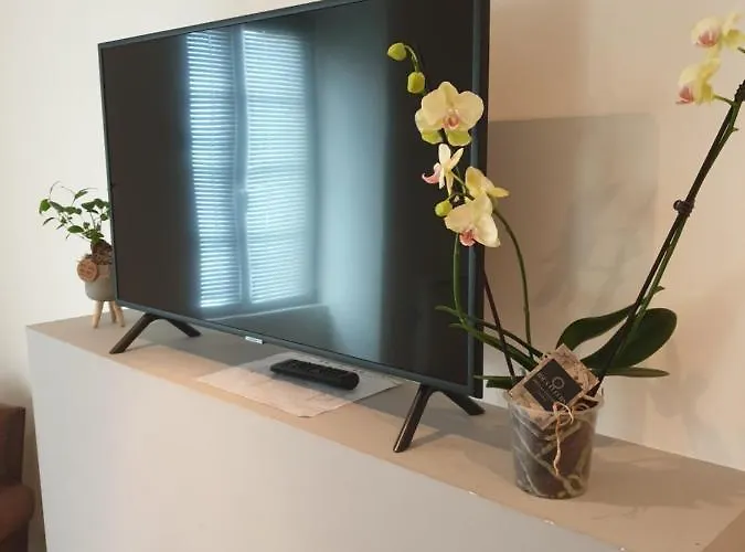 Bed & Breakfast La Jolie